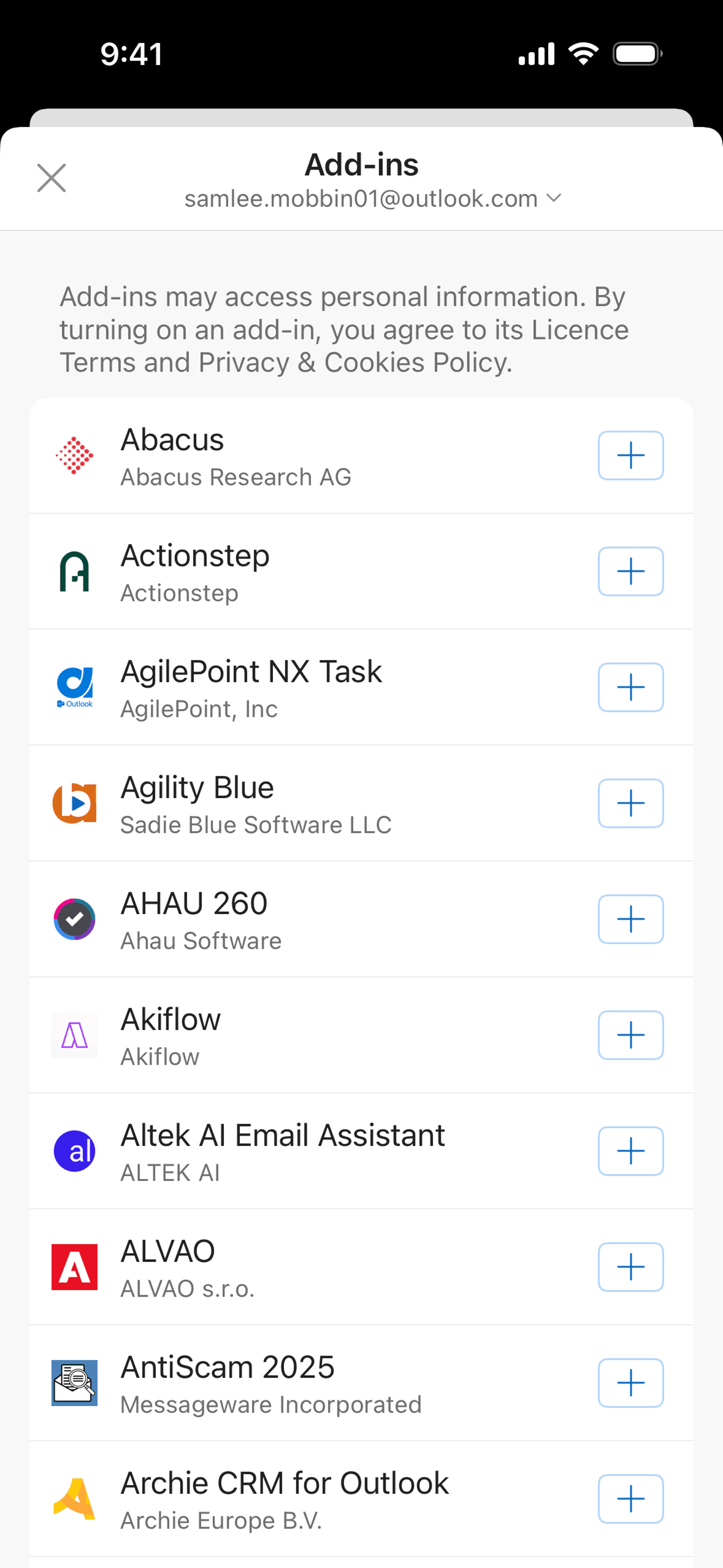 Microsoft Outlook iOS email interface screenshot 23