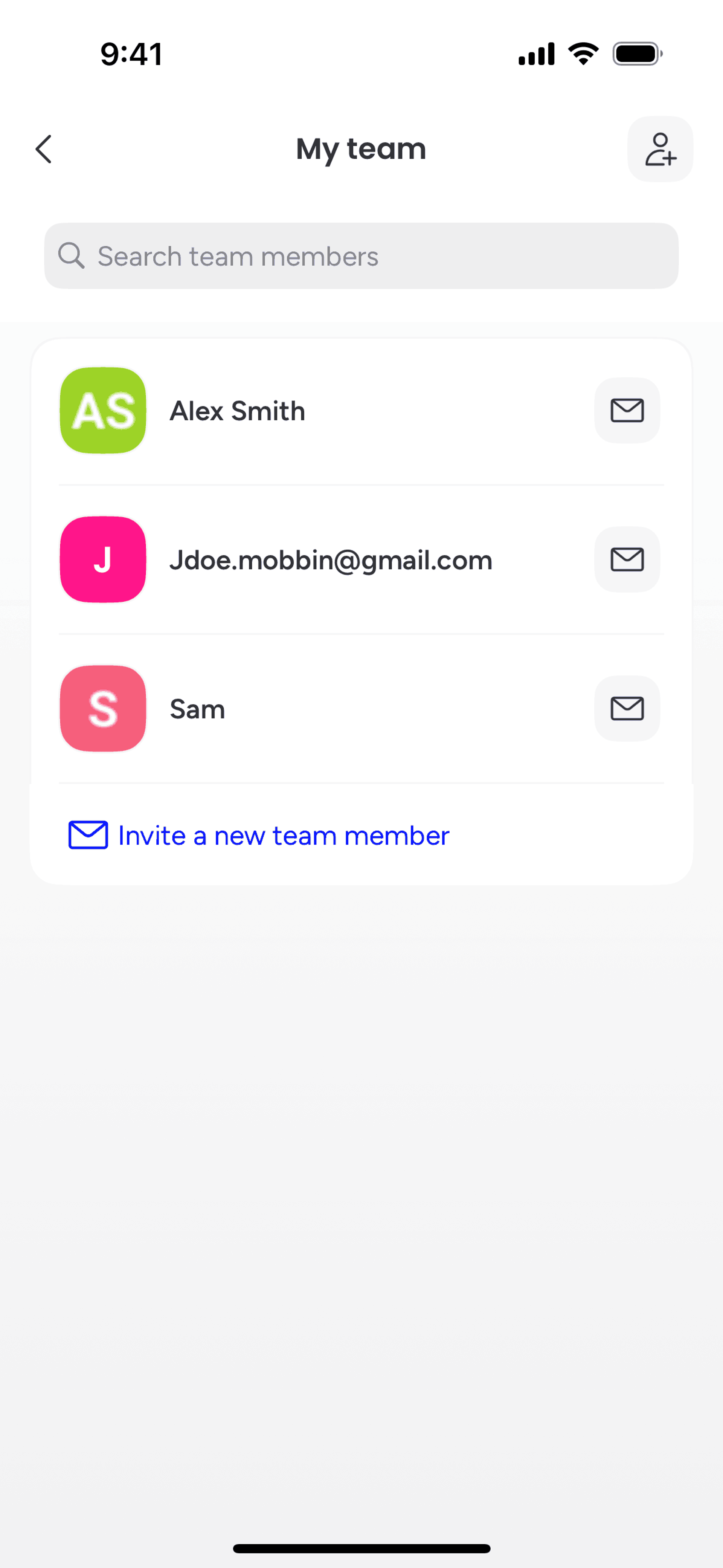 monday.com iOS Collaboration interface screenshot 18