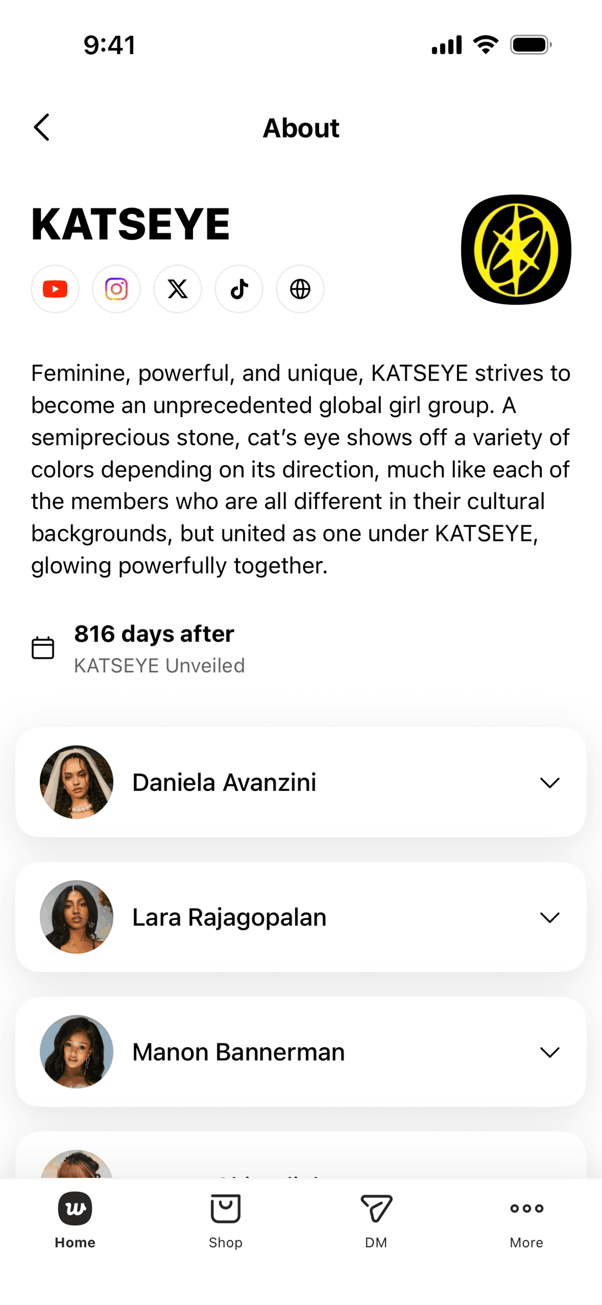 Weverse iOS Social Networking interface screenshot 16