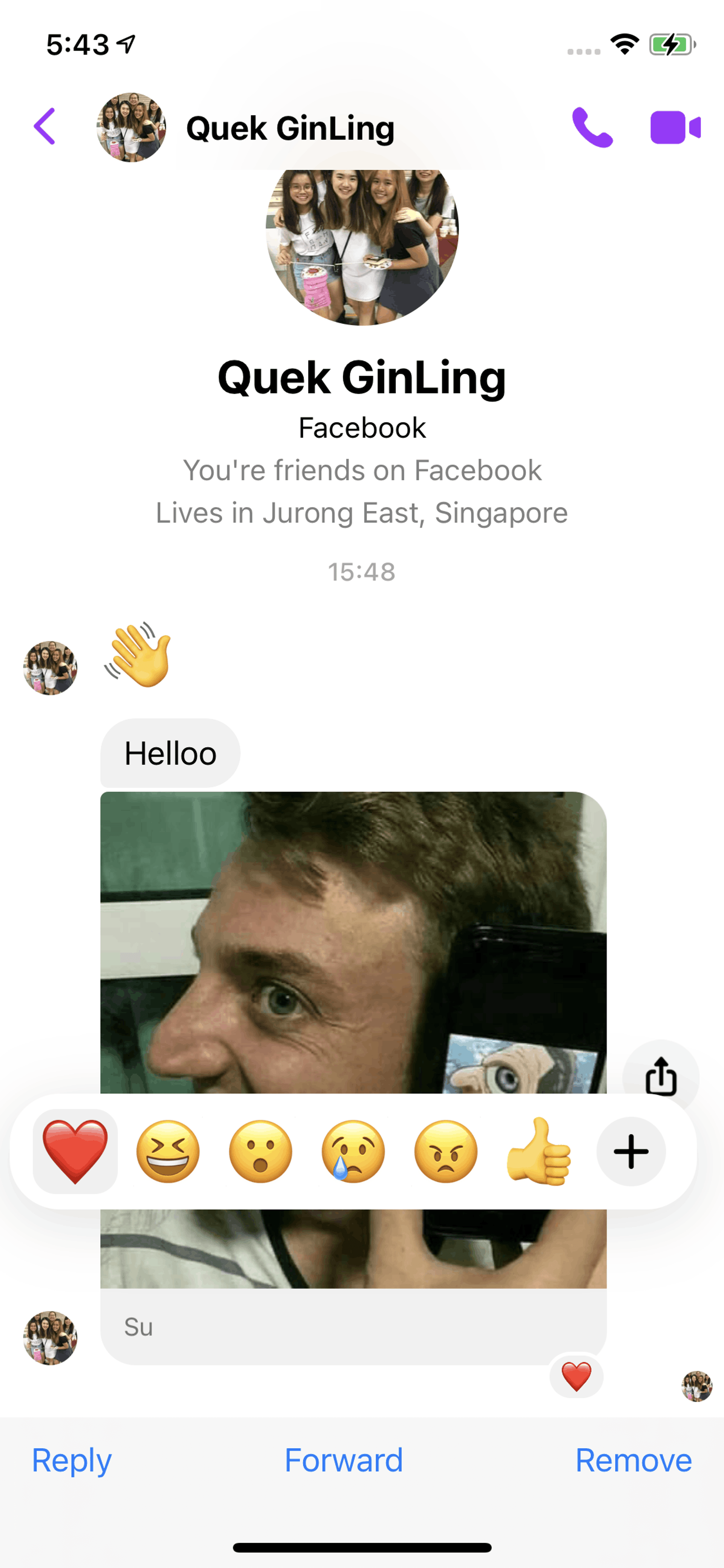 Messenger iOS Social Networking interface screenshot 12