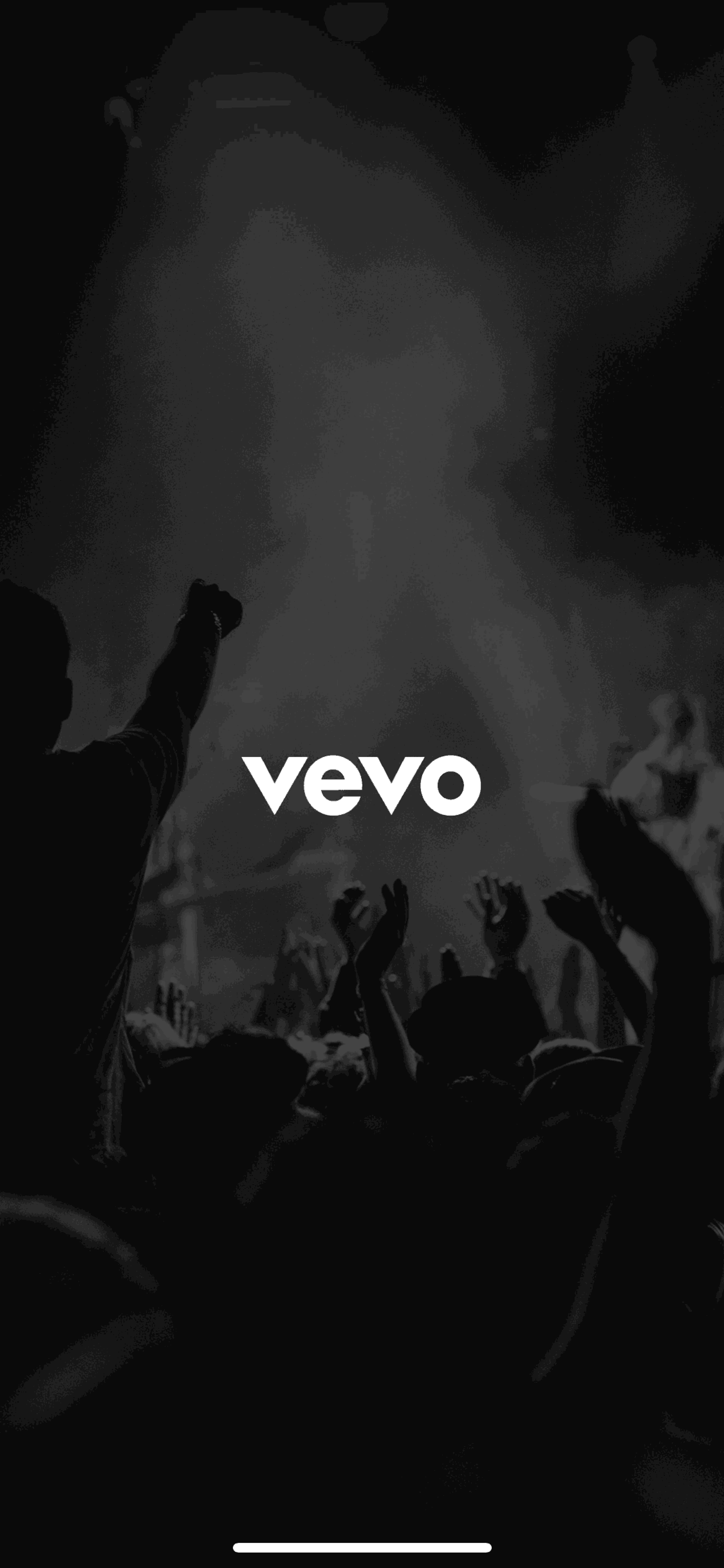 Vevo iOS Music & Audio interface screenshot 1