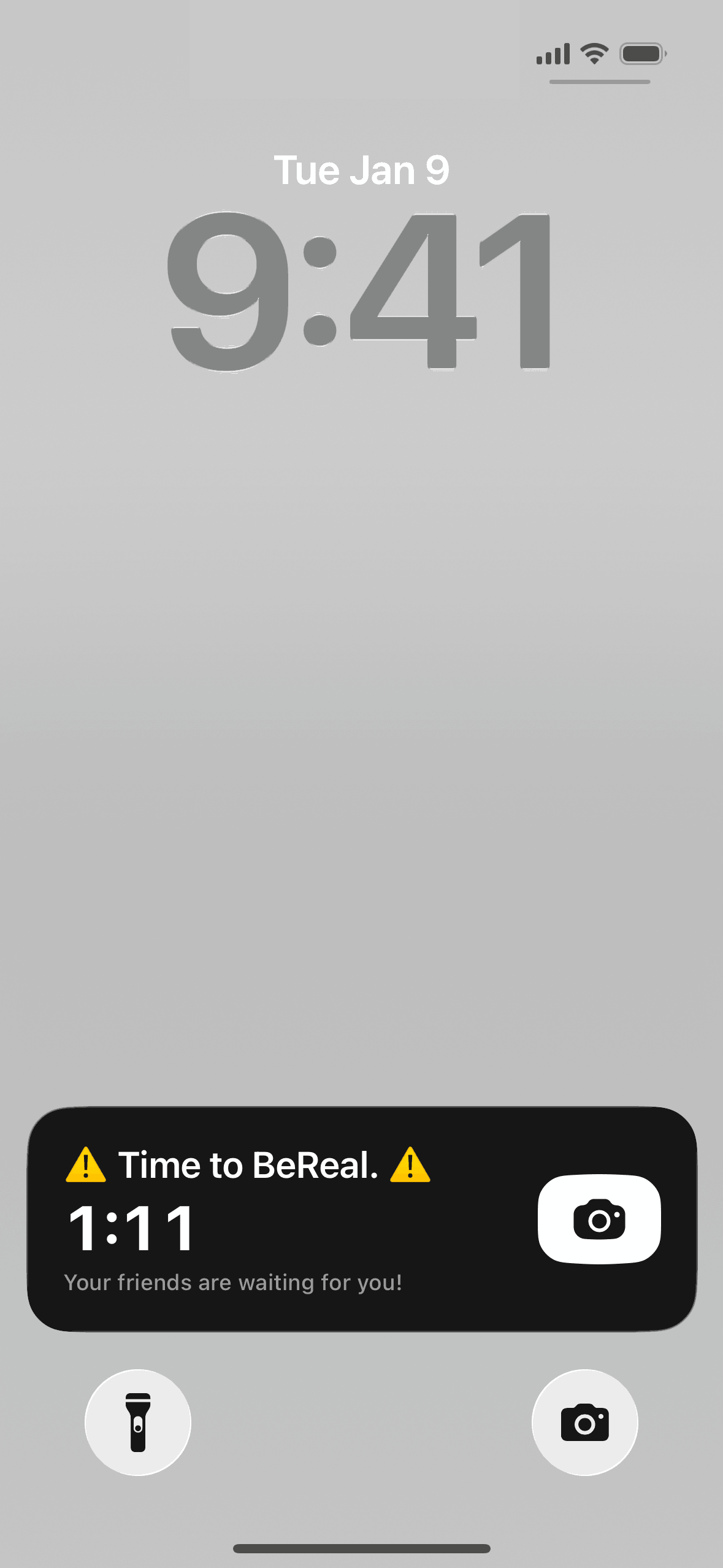 BeReal. iOS Photo & Video interface screenshot 3